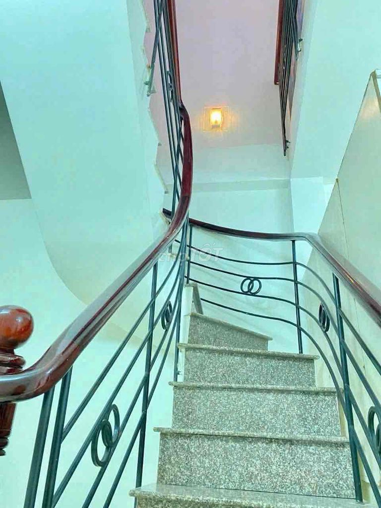 The square root of 2 Trần Xuân Soạn Alleys P.Tân Hưng-7.