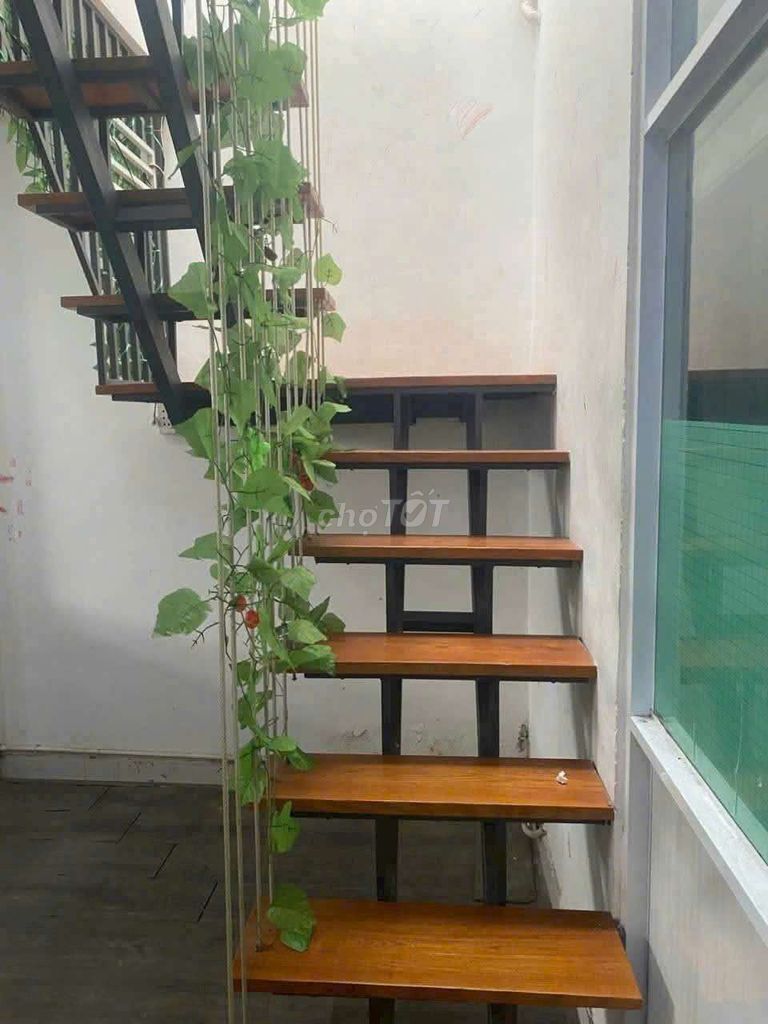 Rent an alley three on Trần Phú, 1874 District 5. area 4 m