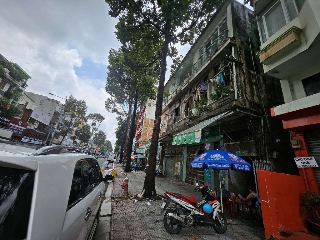 I'm the owner of the lease 487 A Lê Hồng Phong at 45 million a month.