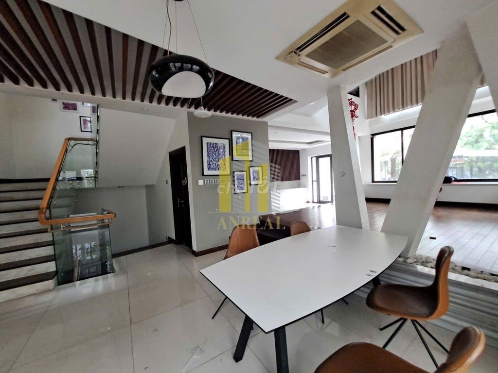 Rent a yard house. An Phú City yard at 73 million.