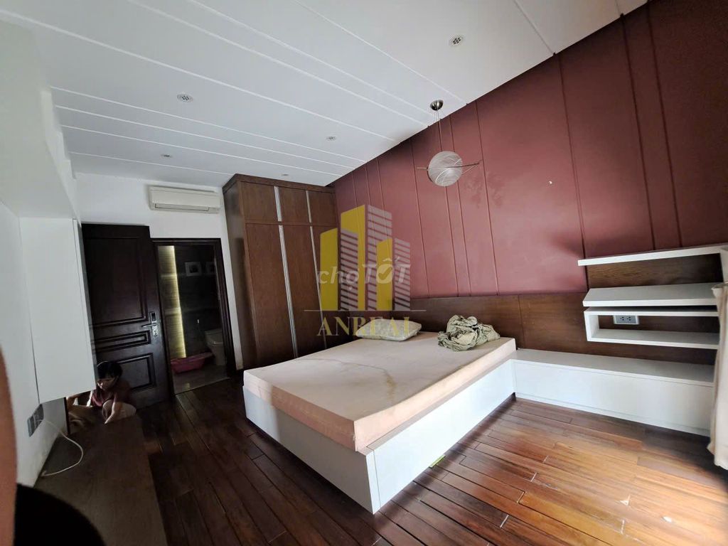 Rent a yard house. An Phú City yard at 73 million.
