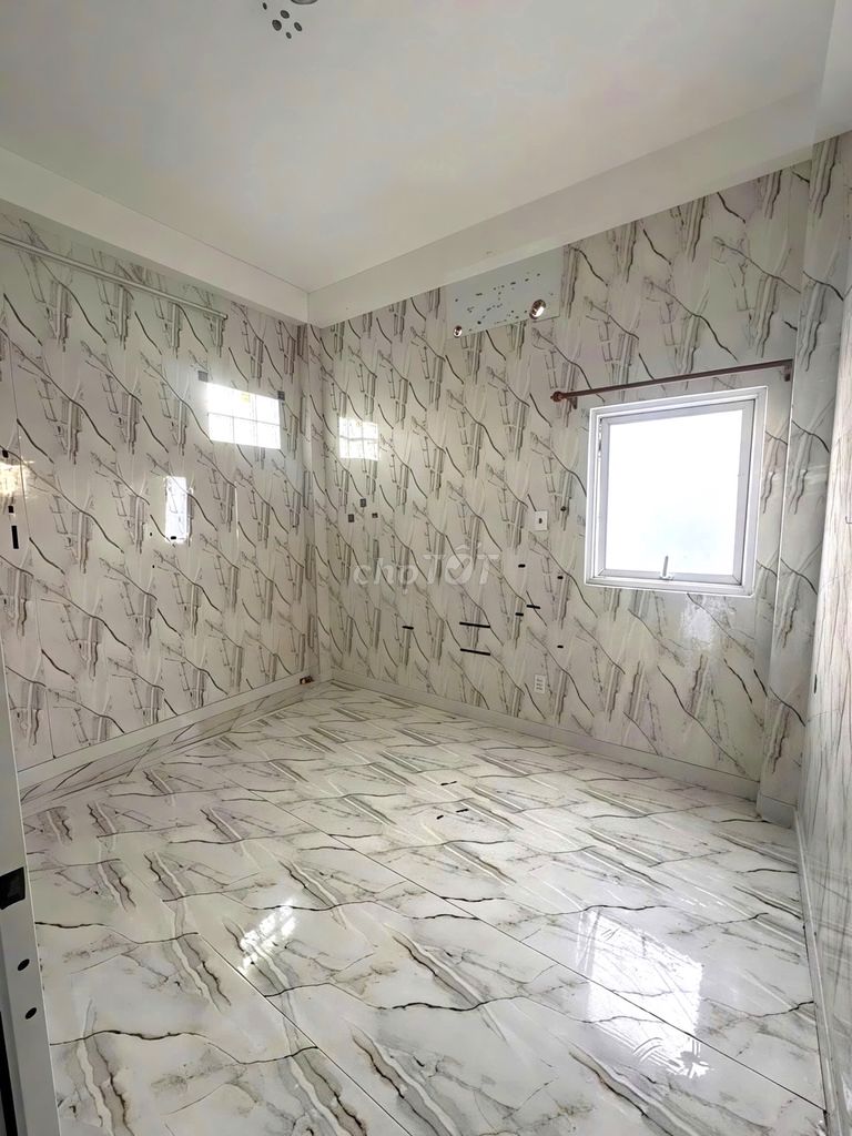 Corner of 440 Hàn Hải Nguyên District 11.6 x 15 m 5 L 6 bedroom 4 toilets