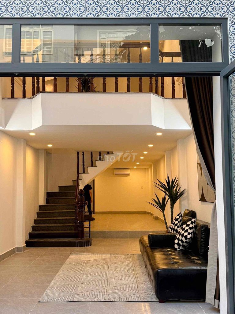 Rent a nice house. 7 Đỗ Quang – plantation, 2 old district.