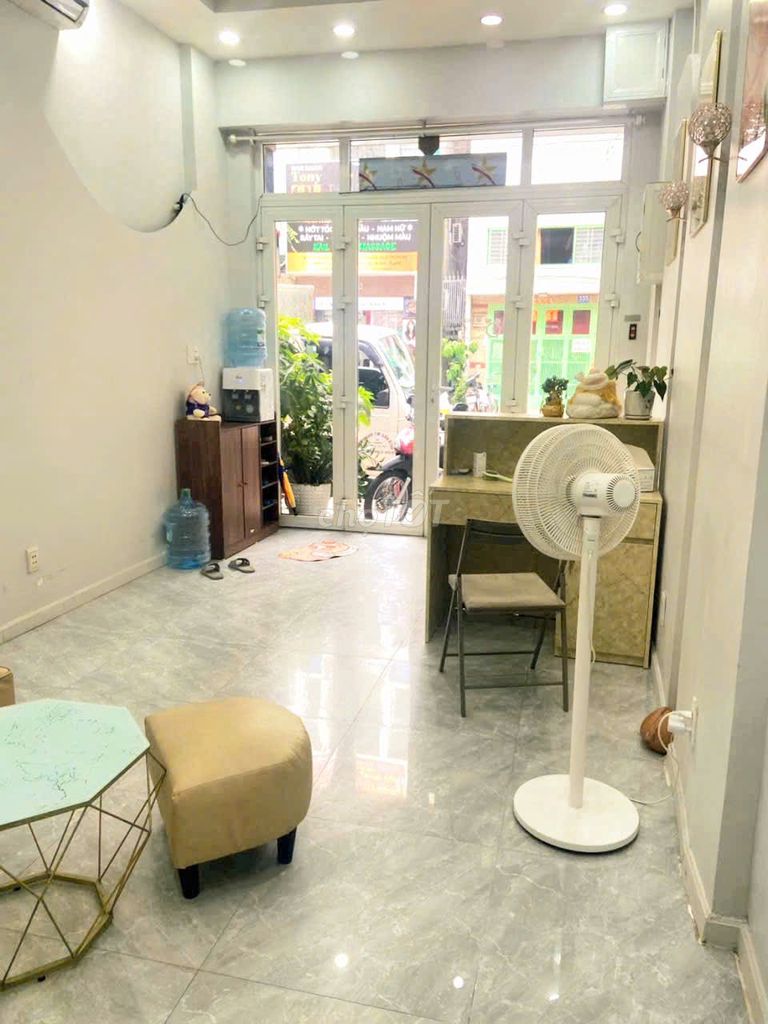 House 2 .1kd Phan Văn Trị Needs to Rent the 3th floor - 1.7 million a month