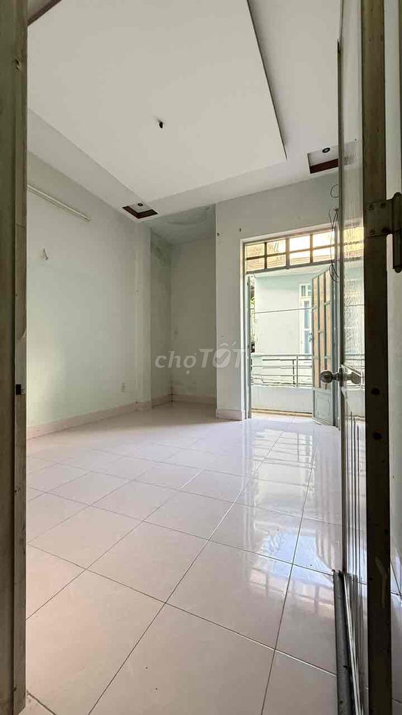 Rent the entire Huỳnh Tấn Phát-Nhà Bè alley