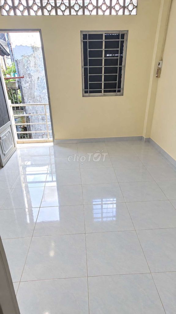 Hire housing using 32 m2 at 4 million Hưng Phú District 8