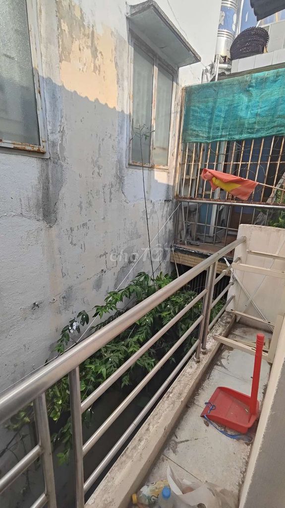 Hire housing using 32 m2 at 4 million Hưng Phú District 8