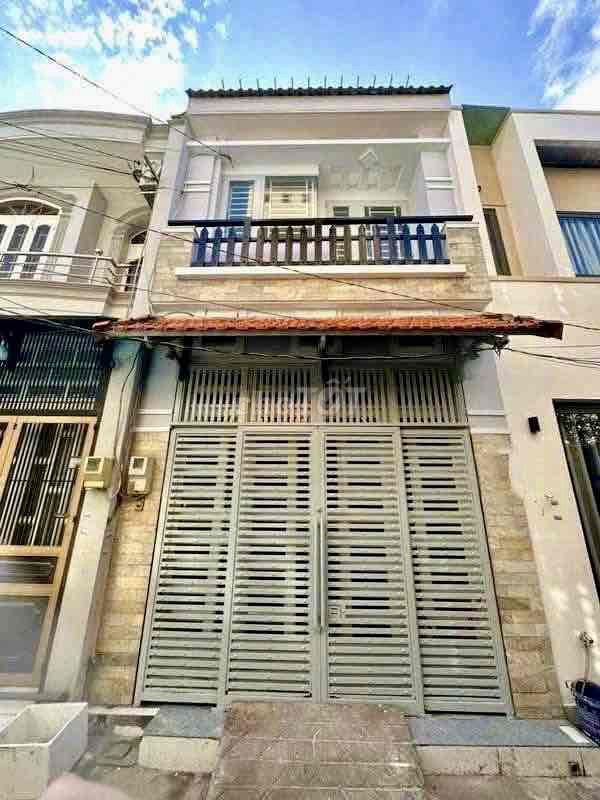 4 x 13 m 1 .8 feet plus 1 floor (3 bedroom 2 toilets) 4 meters down. Gò Dầu. Tân Phú