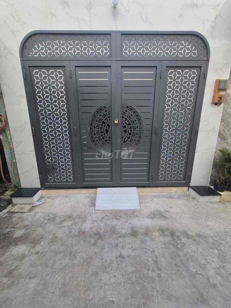 The new house is 100% 4x16 mm of toilets (2 bedroom) 4 meters of automobiles. 1/ Đỗ Nhuận, Tân Phú