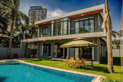 renting villa 750 M2 Thảo Điền