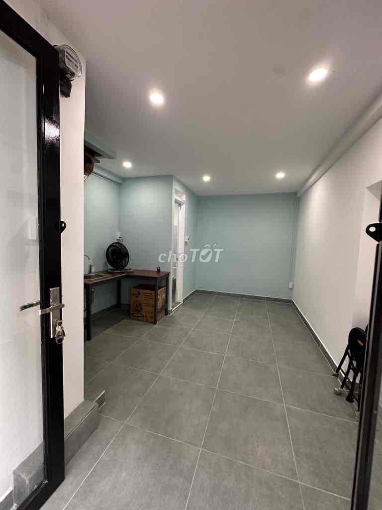 Phạm Văn Hai L-car alleyhouse-- Q. Tân Bình – 9 million (cold)