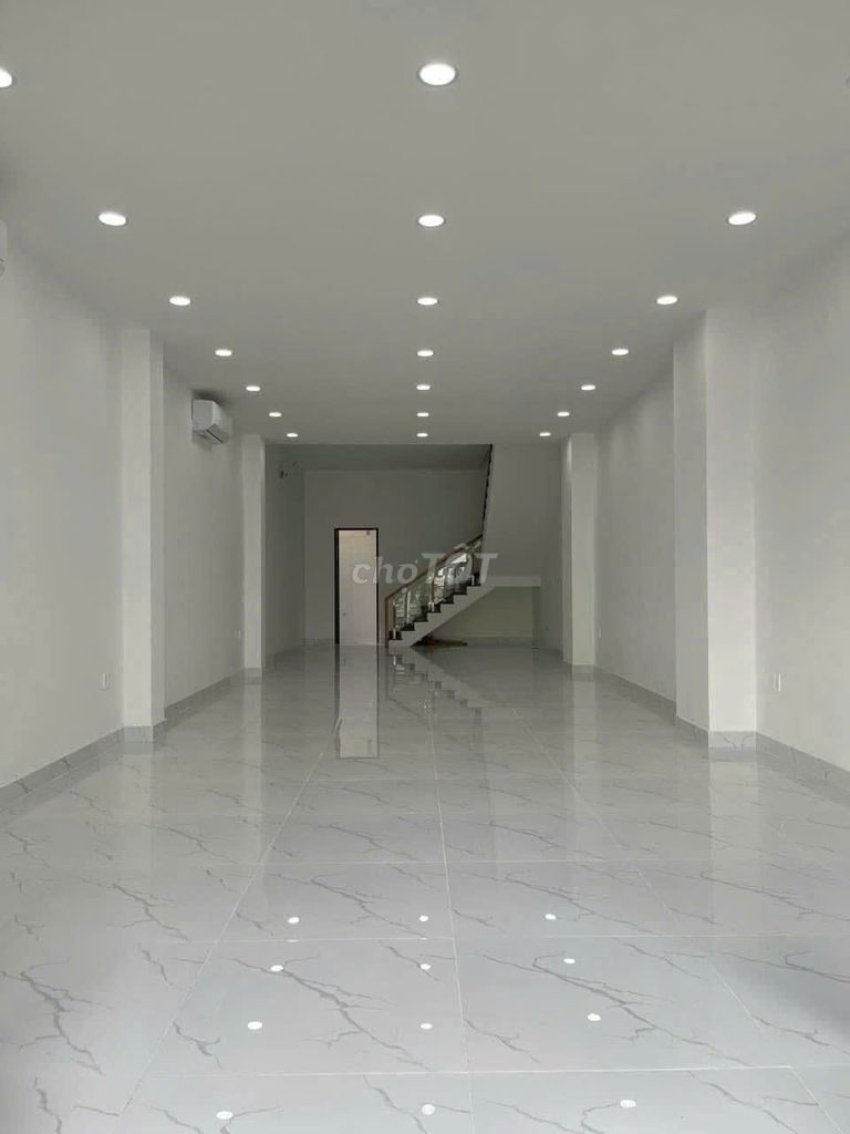 Need to rent an alley house. Two-thirds BCao Thắng, 207, District Three.