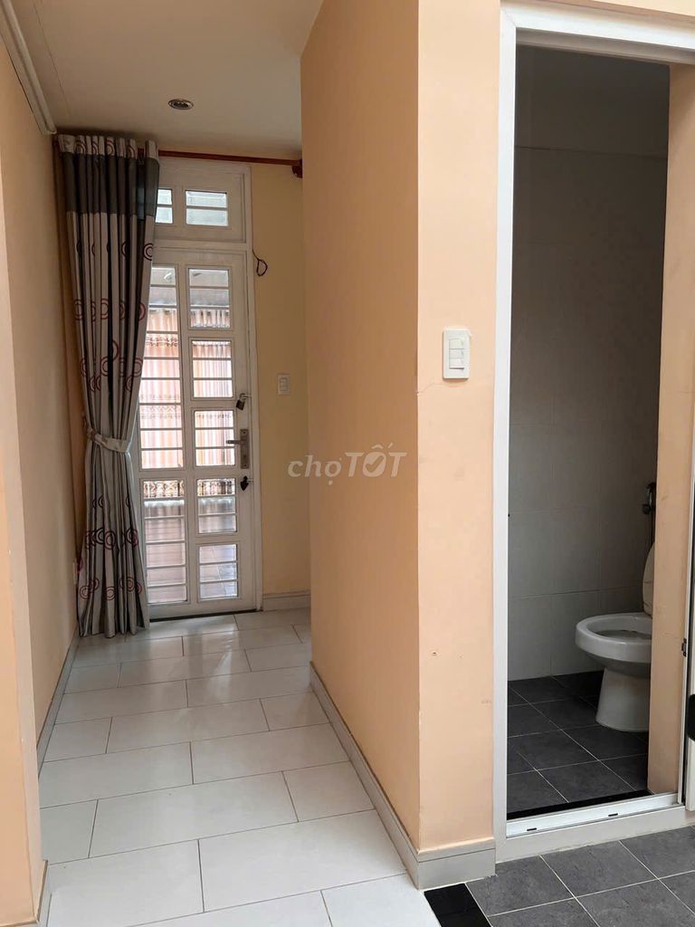 Rents 220 K.7 KLê Văn Sỹ, District 3 – 5 floors, 3 M., 27 million.