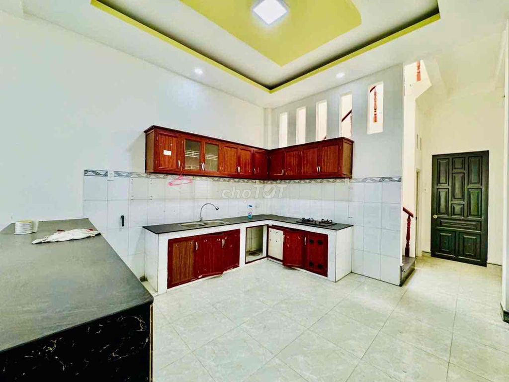 Renting a 1kd Tên Lửa, Bình Tân, 4 X 22, 4 bedrooms, just 17 million a month.
