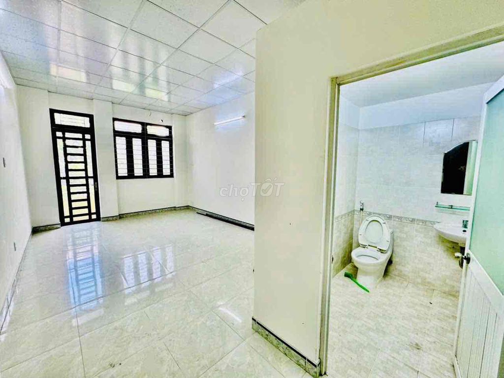 Renting a 1kd Tên Lửa, Bình Tân, 4 X 22, 4 bedrooms, just 17 million a month.