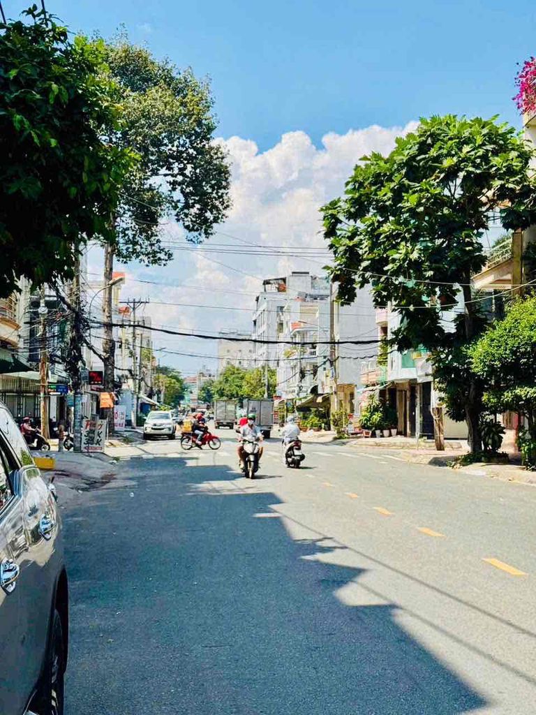 Renting a 1kd Tên Lửa, Bình Tân, 4 X 22, 4 bedrooms, just 17 million a month.