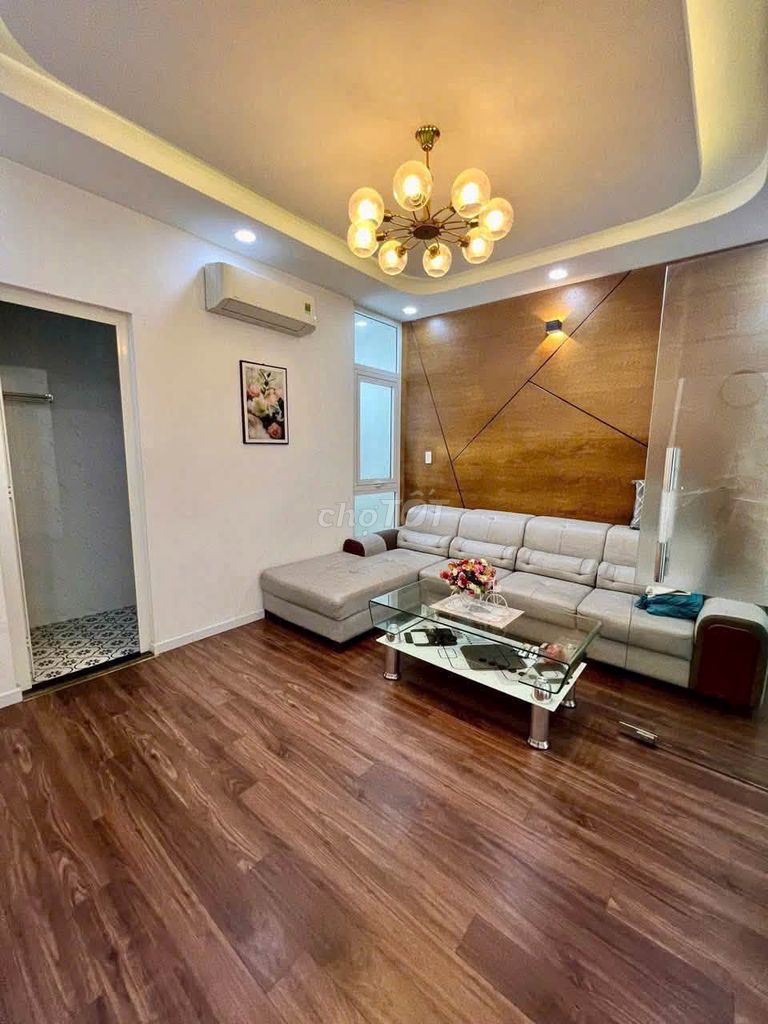 Rent an entire apartment at 286/ Thống Nhất P. Gò Vấp winter house.