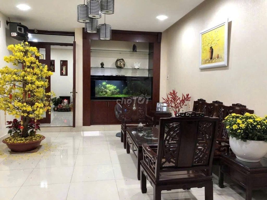 Rents 80/37 Đặng Văn Ngữ, Phú Nhuậnst- 8 M,