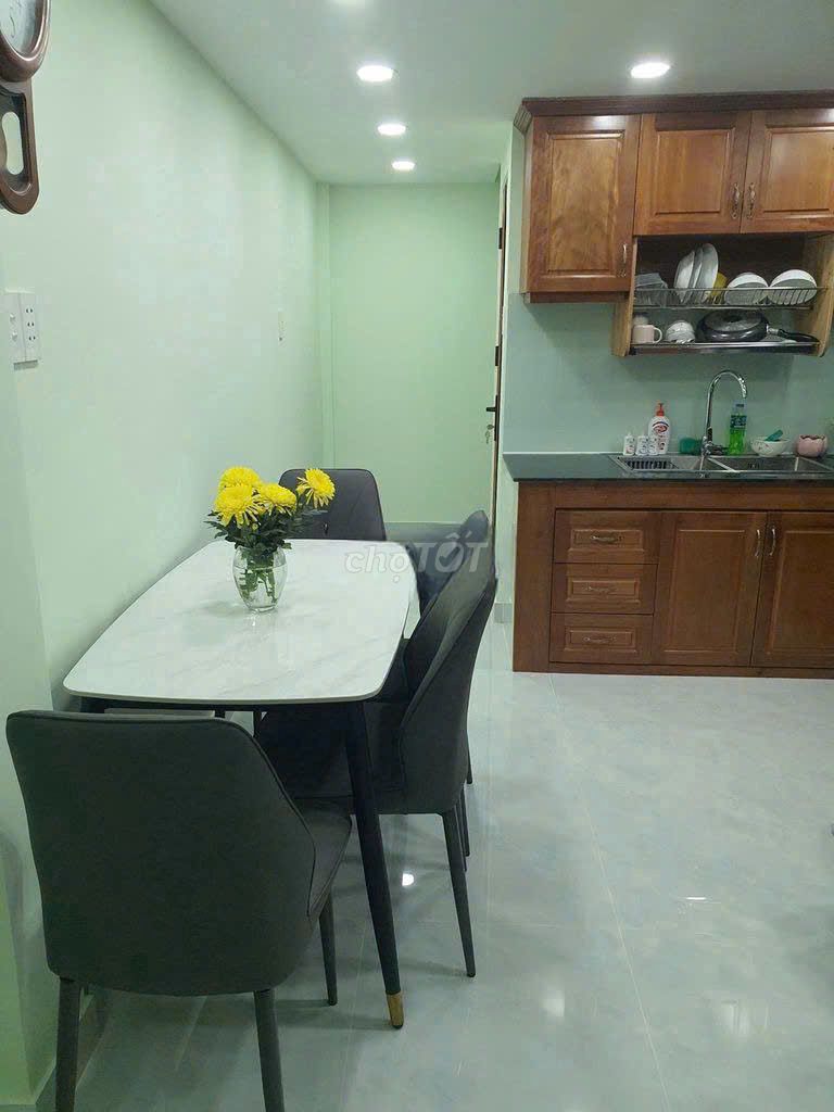Rent house full of Nguyễn Đình Chiểu Street interiors, District 3.