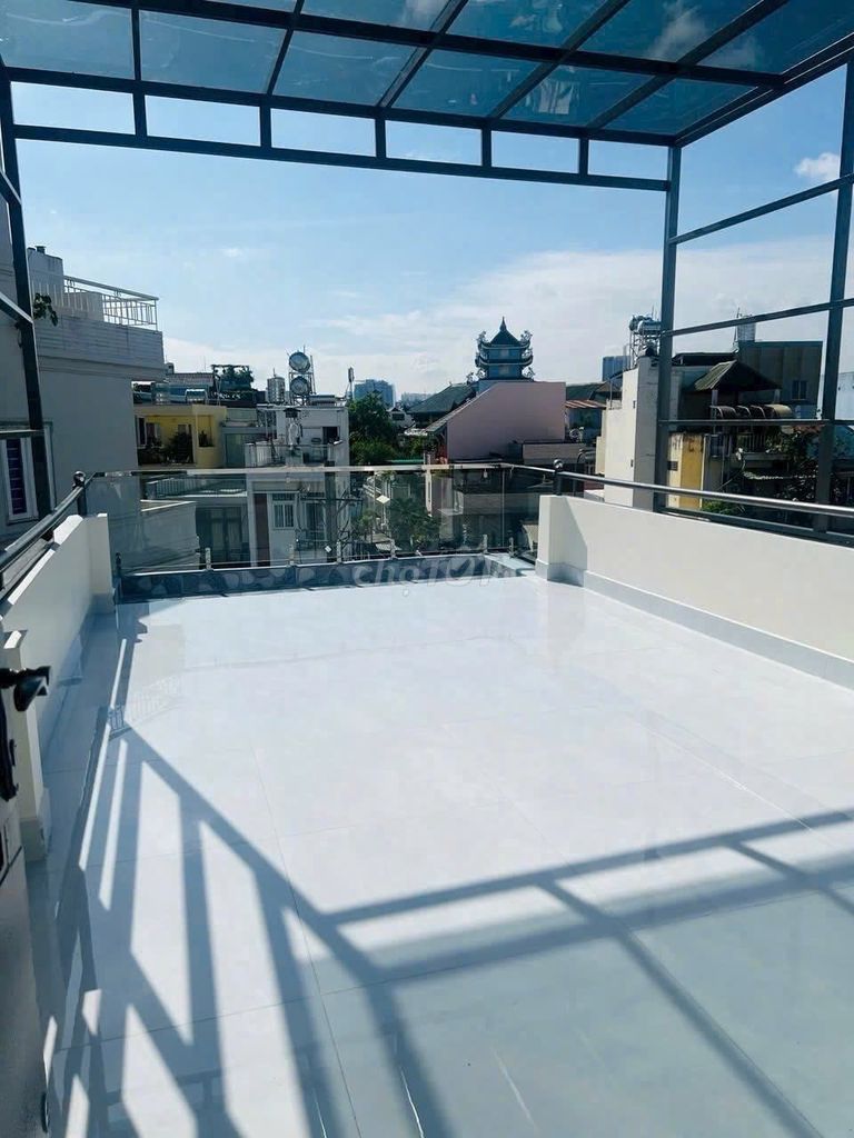 Lạc Long Quân cash renter. Free business.