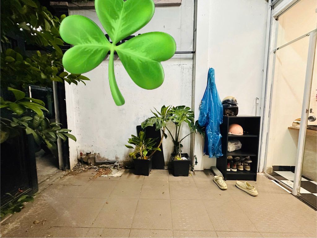 Phan Đình Phùng cab rented place.