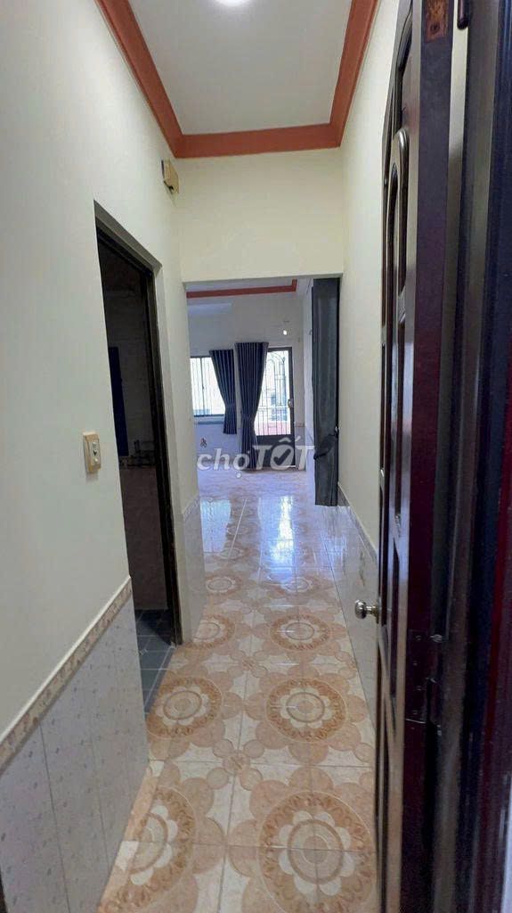 Xóm Đất Rent House in 11th.