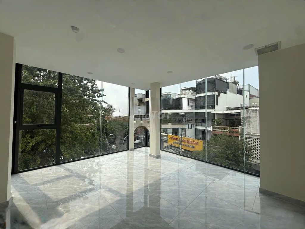 corner two a Nguyễn Gia Trí 14 X8 M 2 rooftops