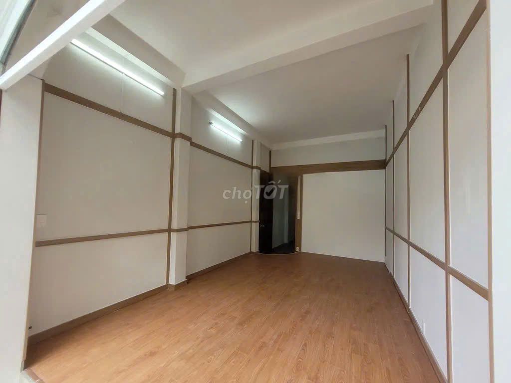 Front house A4 K300.