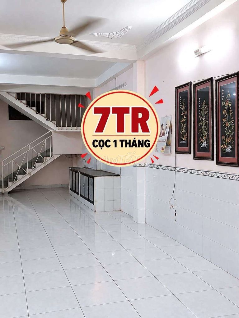 Alley 861 Trần Xuân Soạn.