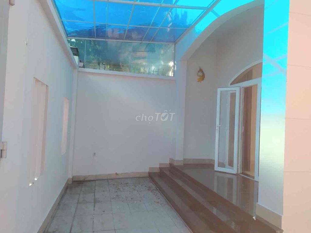 The Lavern House 1 ground 2th floor 8 x 20 4 bedroom - 72 Dương Đình Hội, Phước Long B District 9
