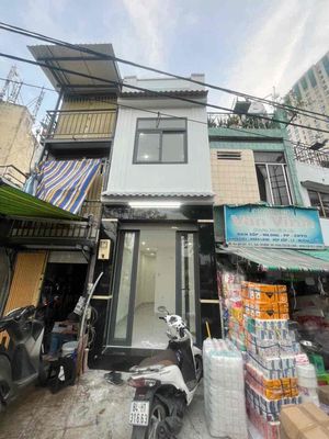 Rent a cash house in Central Six.