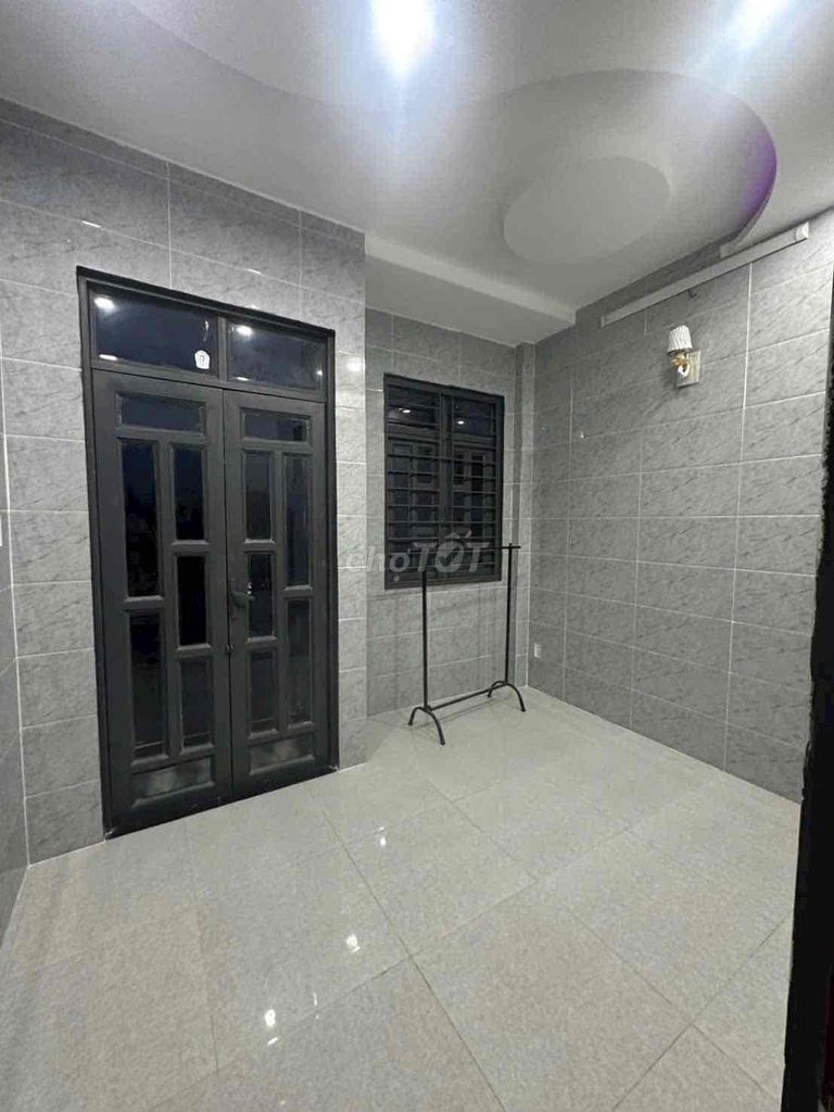 Rent the original four bedrooms downtown Qq11017.