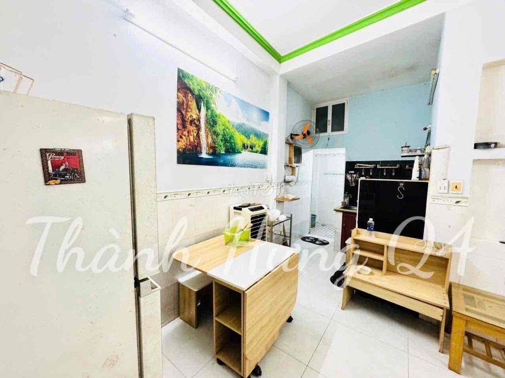 Renting Nguyễn Thần Hiến-- 18th District 4.