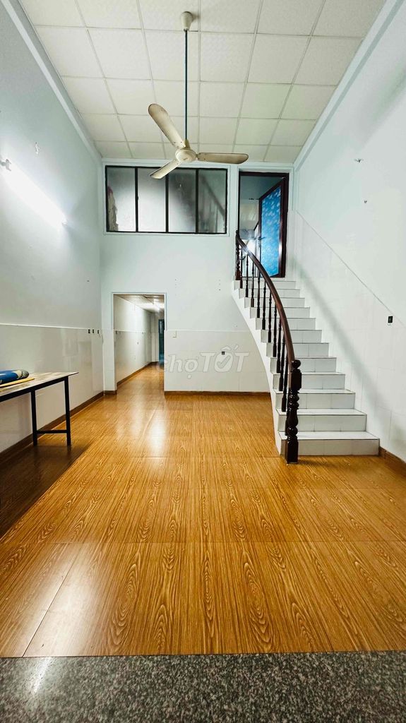 Rent the original apartment in 872 Quang Trung, Gò Vấp - 9 million a month.