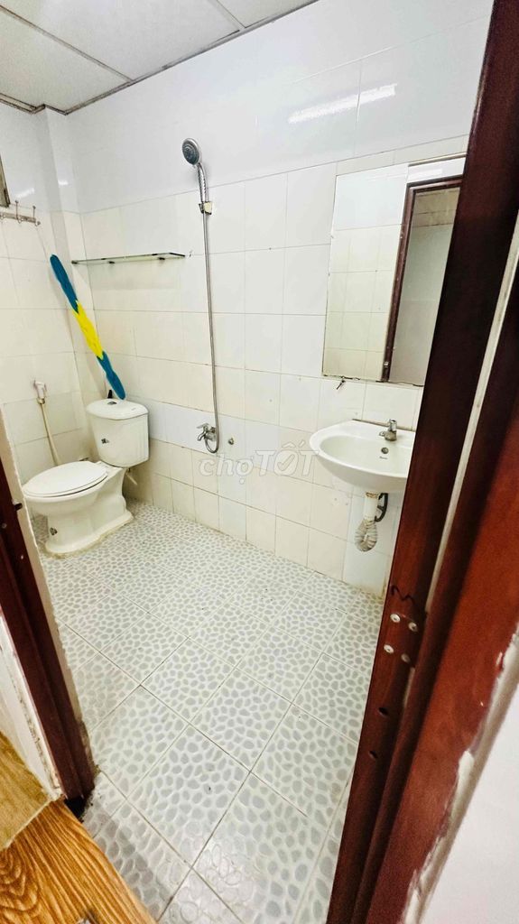 Rent the original apartment in 872 Quang Trung, Gò Vấp - 9 million a month.