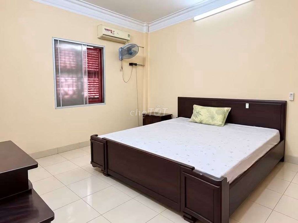Two bedroom alleys at Phú Nhuận Center for 15 million.
