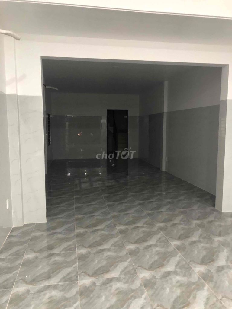 Sell or rent a front house on Thống Nhất.