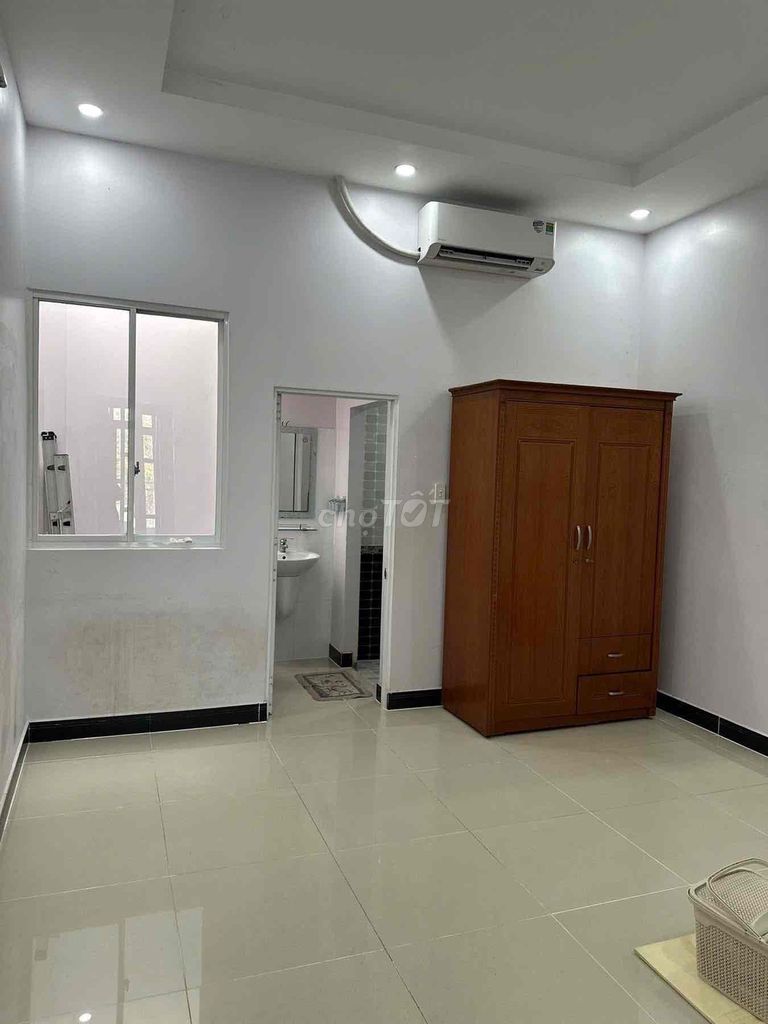 We'll rent a clean house. Two bedrooms with two air conditionings.