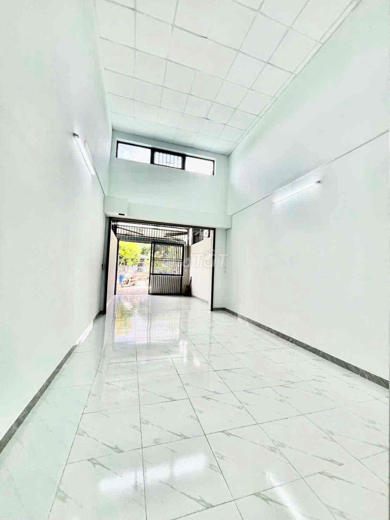 Let's rent a four-foot-one-thirty-five-five-five-five-two bedroom. A TKK toilet.