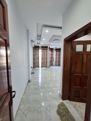 A mtkd comfortable Tên Lửa .5 x20 m 4th floor 5 bedroom with an air-cold machine 8 meters near aeon