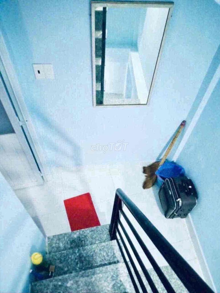 Let's rent the whole place.