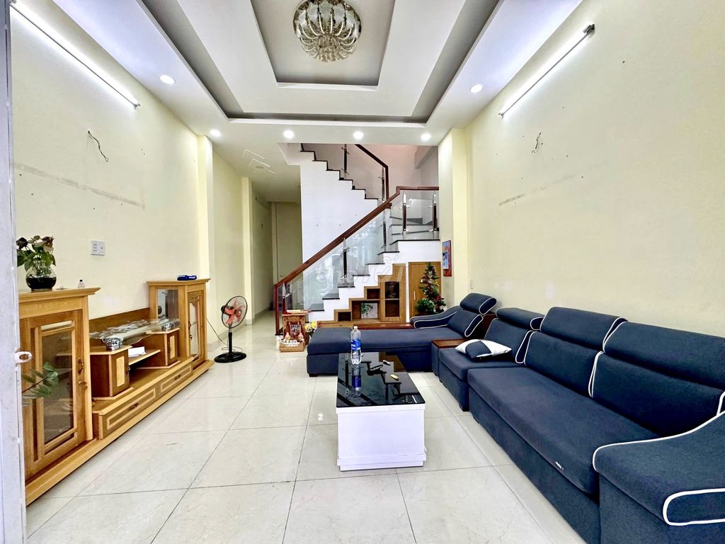 Rent the original house - 1 ground - 2 floors