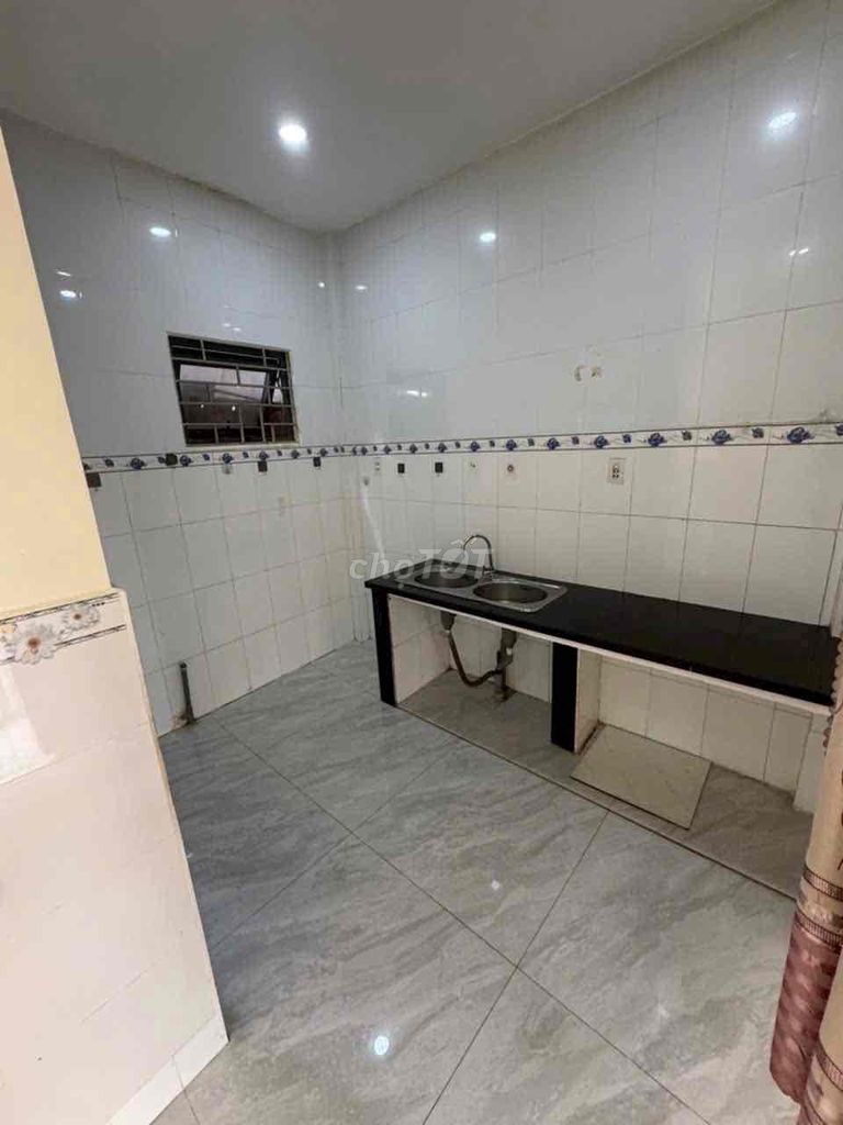 Rent 142/ 177 13 Gò Vấp 4m 11 meters 2 bedroom 3 closed toilets