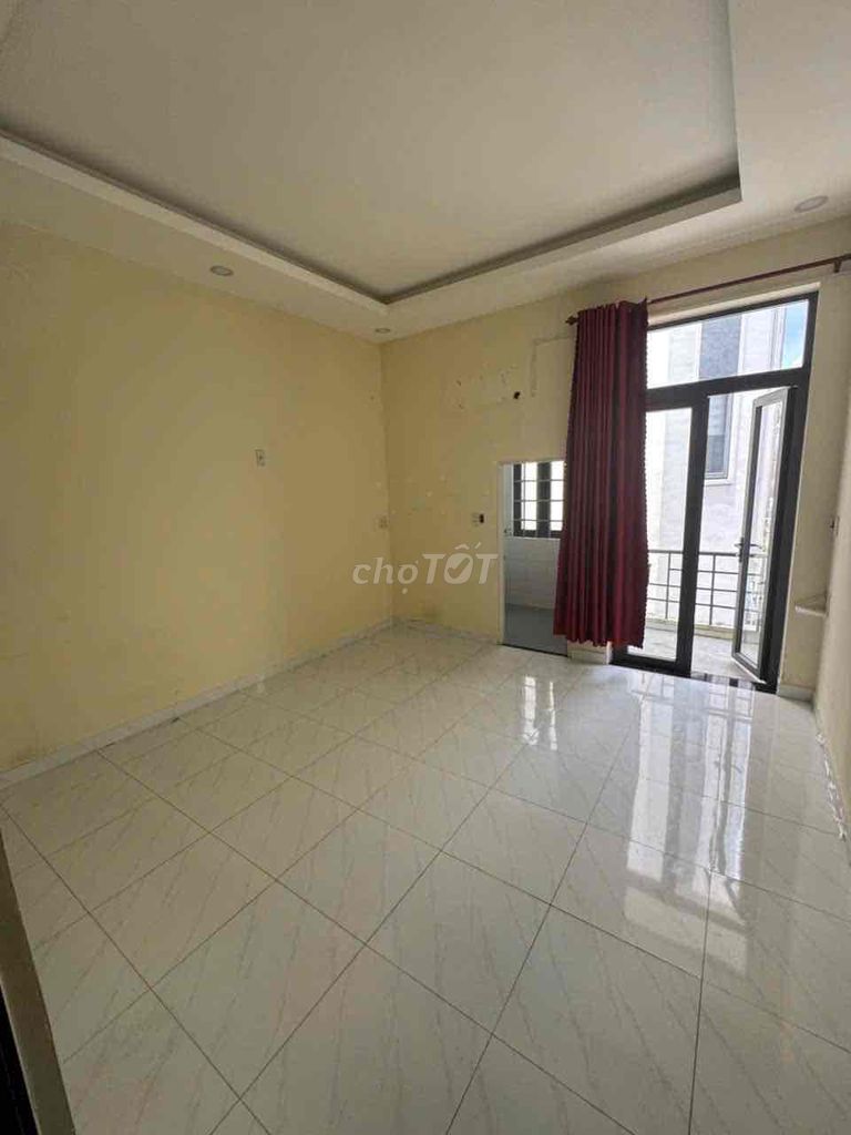 Rent 142/ 177 13 Gò Vấp 4m 11 meters 2 bedroom 3 closed toilets