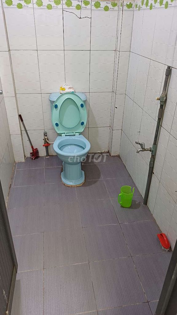 1 st ivest house (412) One bedroom floating all the way down to 5 M.
