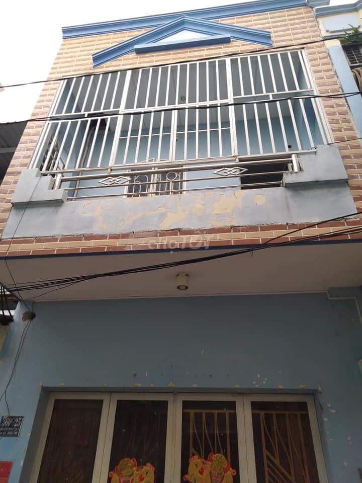 There are three rooms in the private apartment of 4th district, 18941, Be'n Escondido, 360 C/24.