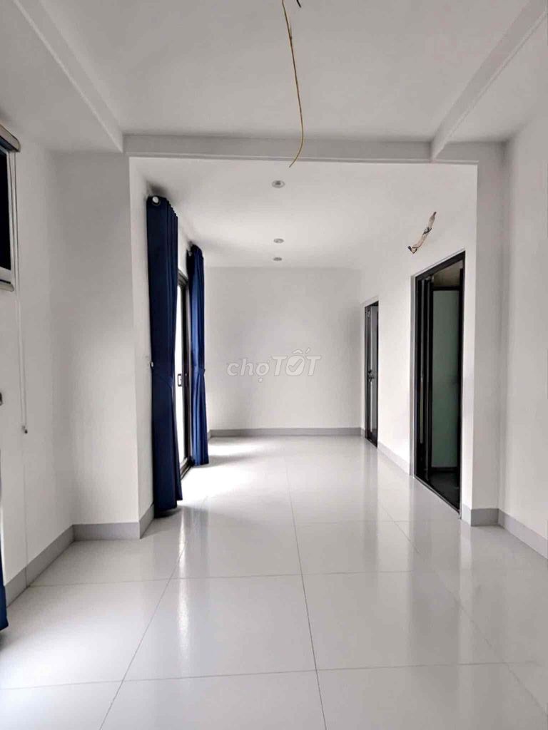 Rent a three-story parking lot near Qq270 Trường Thọ.
