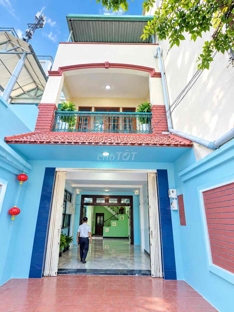 Rent each of them-- Bạch Mã, 177 15, 10-- 35 million a month.