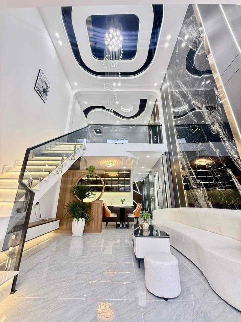 Renting new house ken, interior. Three bedrooms, ten million.