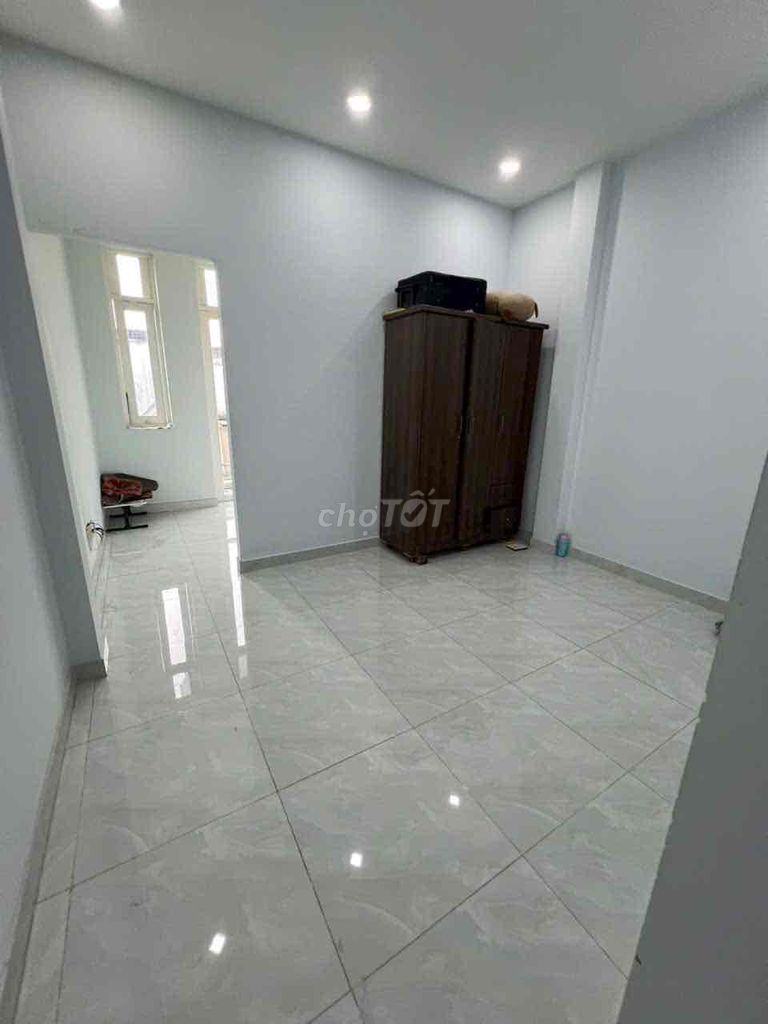 The new rental house 99 percent has air conditioning, Văn Cao Tân Phú